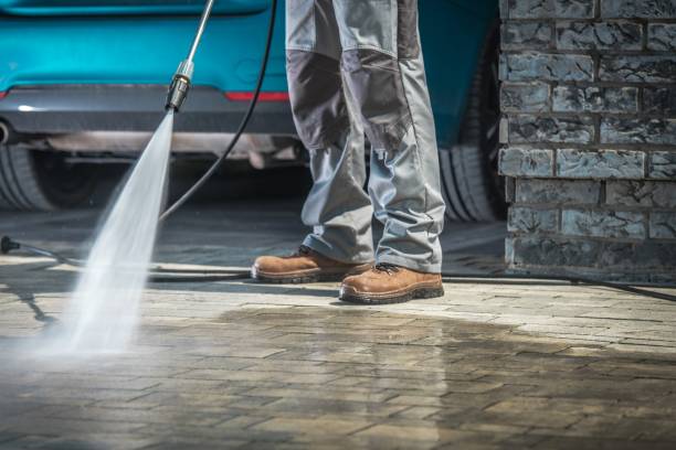 Best Pool Deck Cleaning  in Breckinridge Center, KY